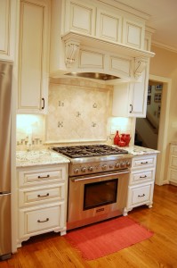 Kitchen tile backsplash