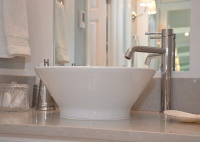 Modern white bowl sink