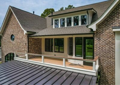 2nd storey back deck off Master suite